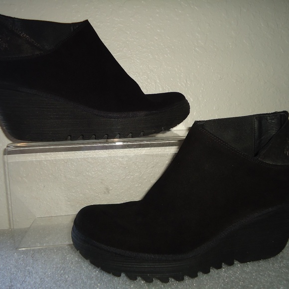 FLY LONDON Yego 501400-007 Black/Pewter Suede Booties Size-8/38 A lightweight we - Picture 5 of 10
